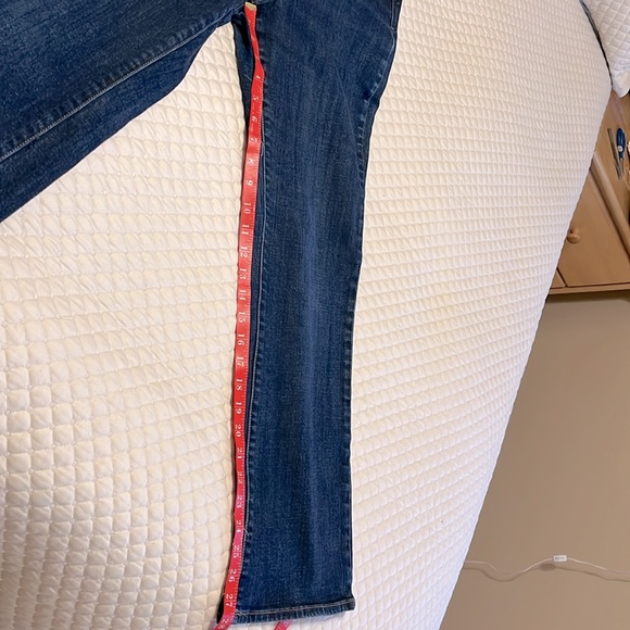 Talbots curvy bootleg petite denim.  Flawless 5 pocket. - Picture 6 of 8